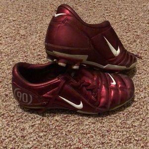 Girls Nike soccer cleats size 5.5Y